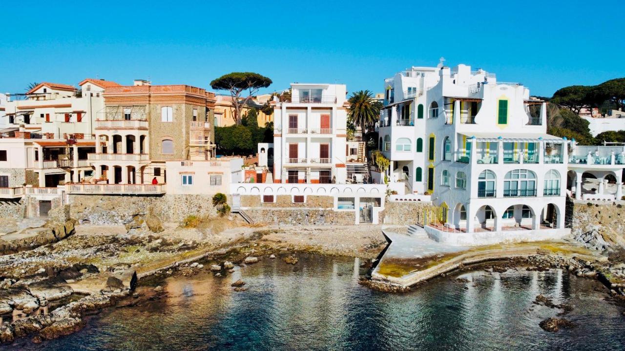 Be Your Home - Appartamento 4 Camere Sul Mare Scesa Al Mare Privata Santa Marinella Exterior foto