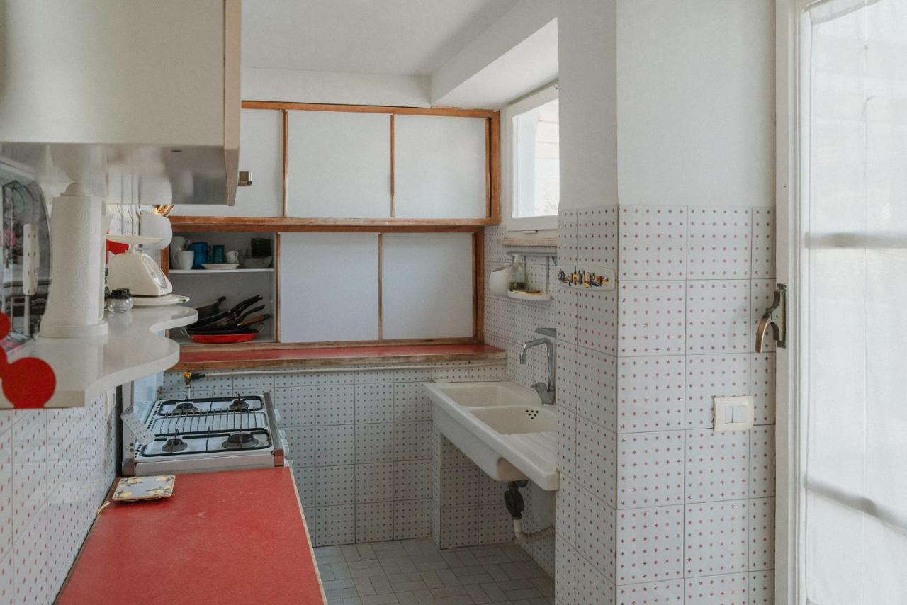 Be Your Home - Appartamento 4 Camere Sul Mare Scesa Al Mare Privata Santa Marinella Exterior foto