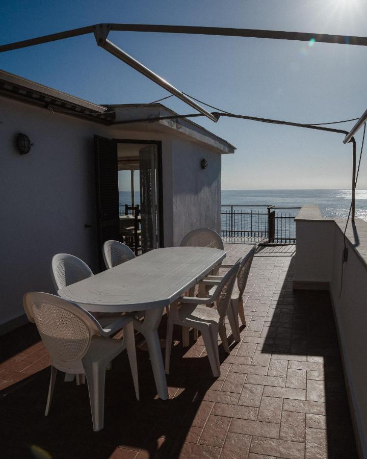 Be Your Home - Appartamento 4 Camere Sul Mare Scesa Al Mare Privata Santa Marinella Exterior foto