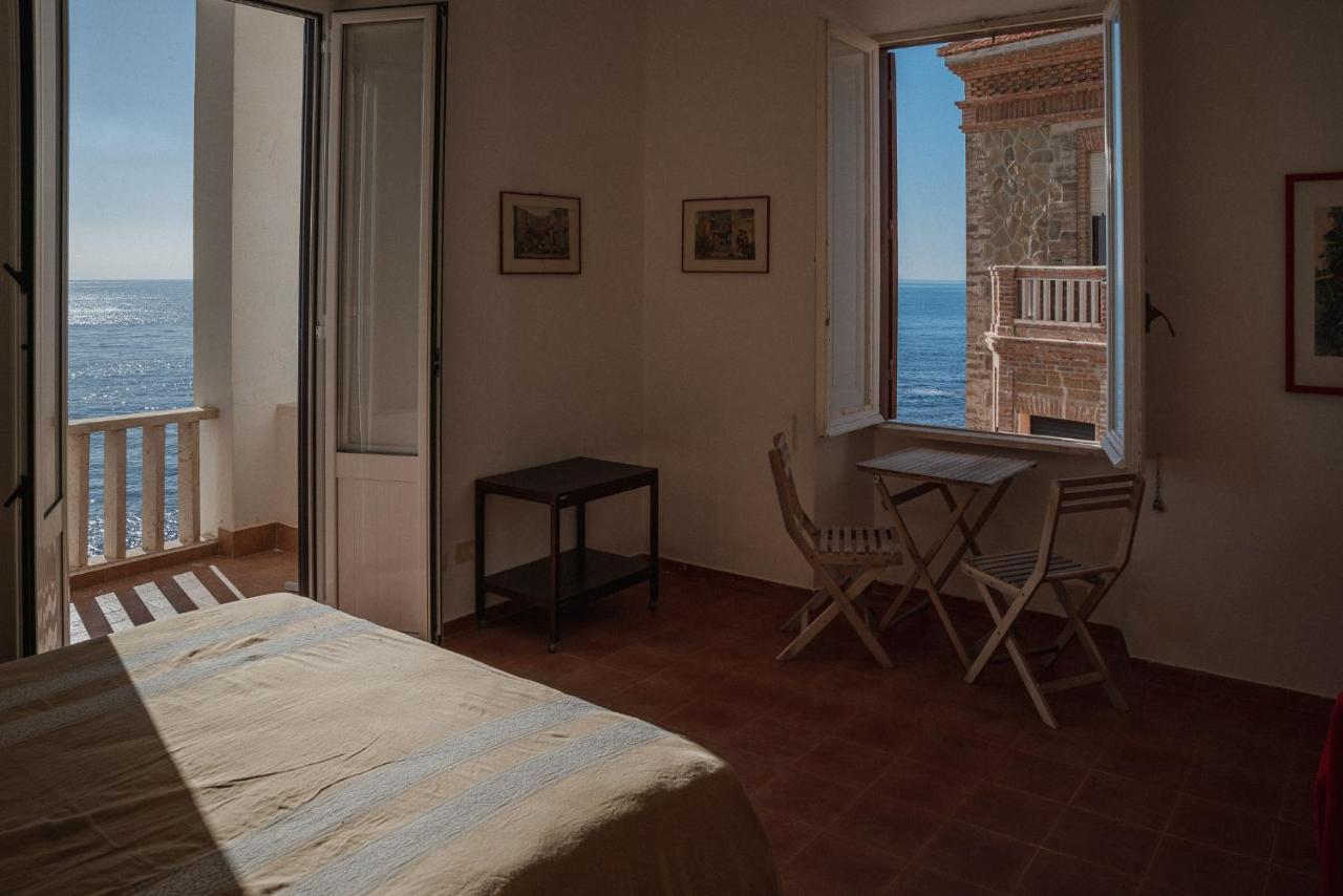 Be Your Home - Appartamento 4 Camere Sul Mare Scesa Al Mare Privata Santa Marinella Exterior foto
