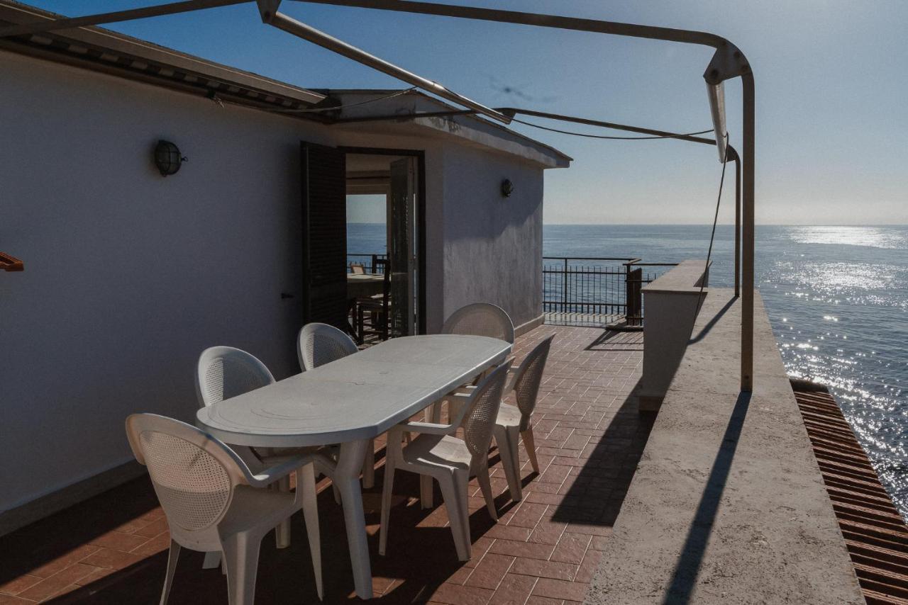 Be Your Home - Appartamento 4 Camere Sul Mare Scesa Al Mare Privata Santa Marinella Exterior foto